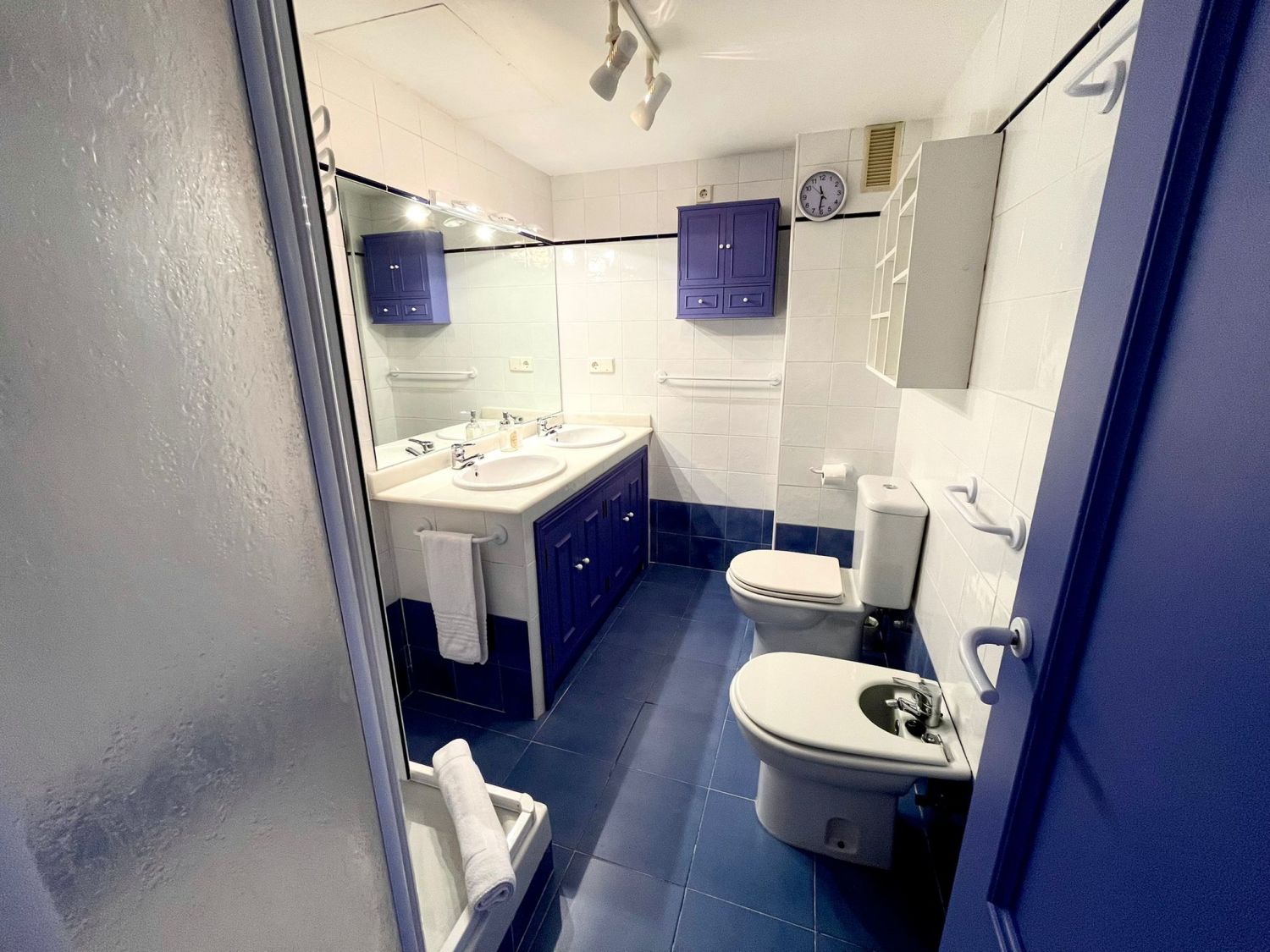 WhatsApp Image 2022-04-29 at 19.54.18 (1).jpeg