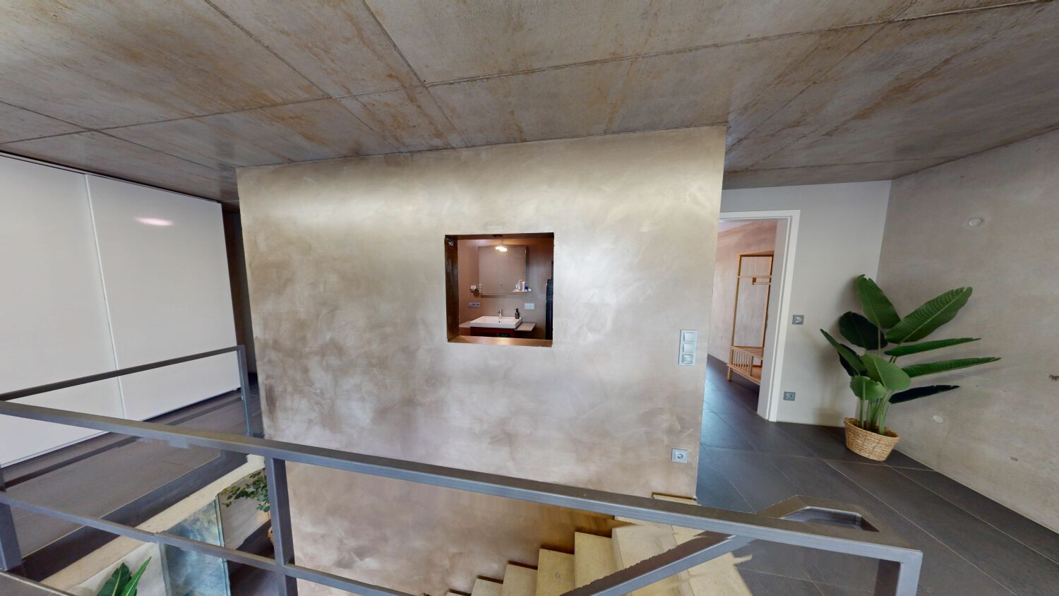 Skyline-Atelier-im-Sichtbeton-Galerie .jpg