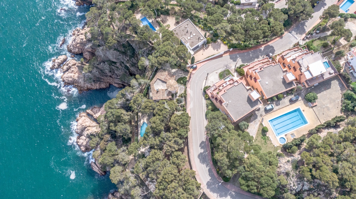 seafront apartment, Illa Blanca, Tamariu, unique costa brava0005.jpg