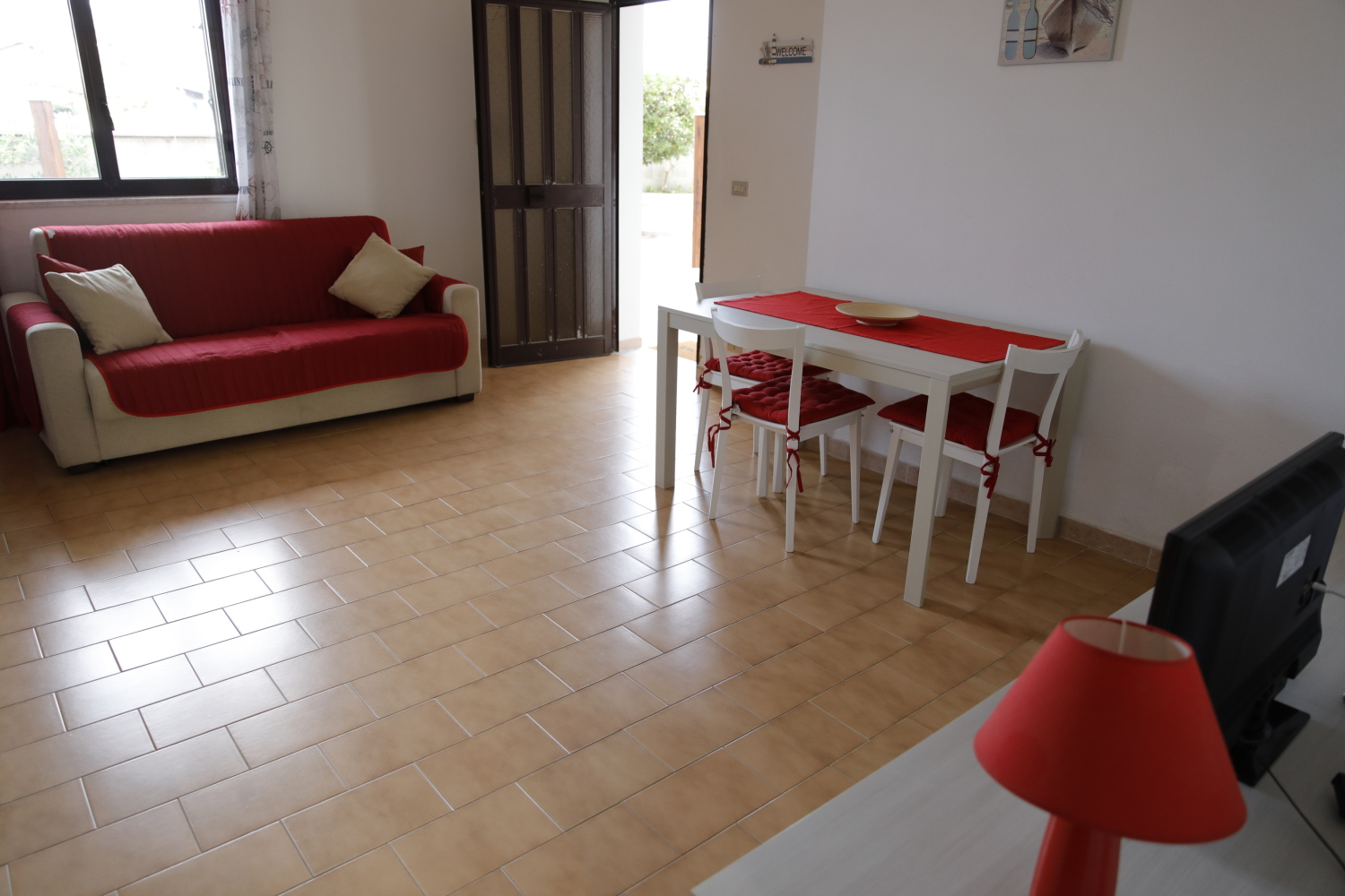 2 (3) Soggiorno 2.JPG