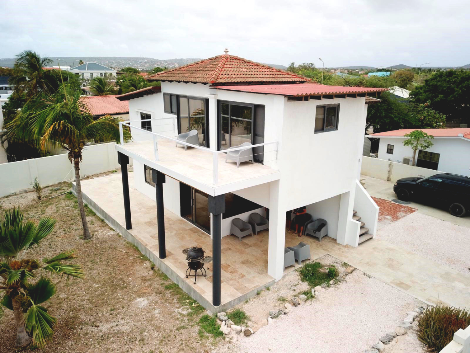 Drone Balkon shot.jpg