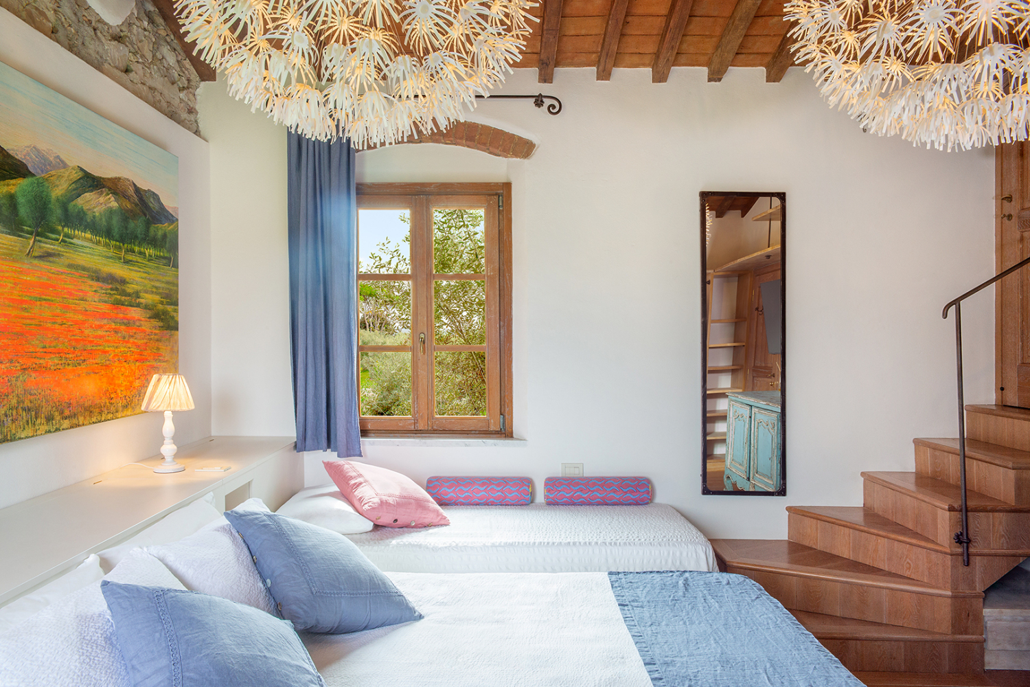 04 Grande Aux Bed2.jpg