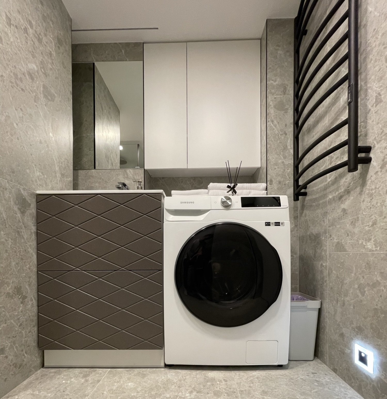 Peledyne - Owls nest apartments 11.JPEG