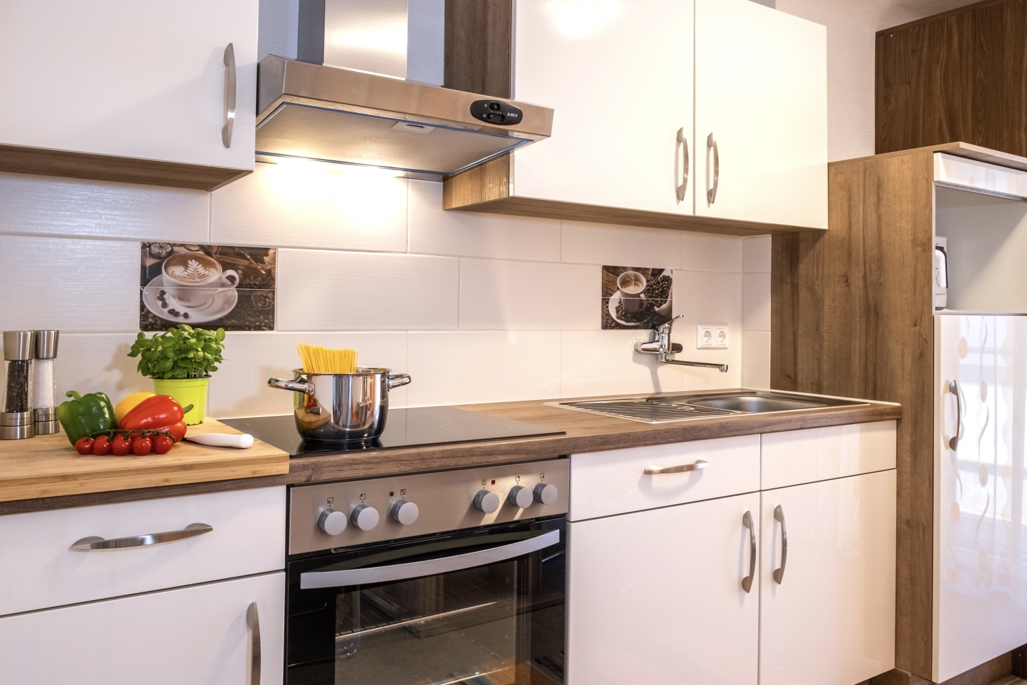 7 Küche Kitchen Apartments Davydov Ferienwohnung Appartement Bad Hofgastein Gastein Salzburg.jpg