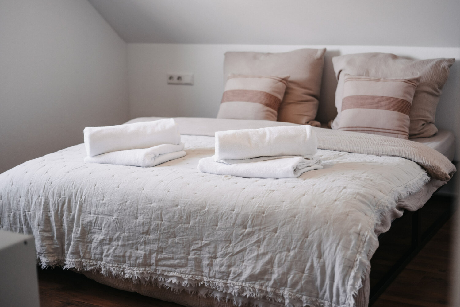 2024_03_26 AirBnB Julia Metin-45.jpg