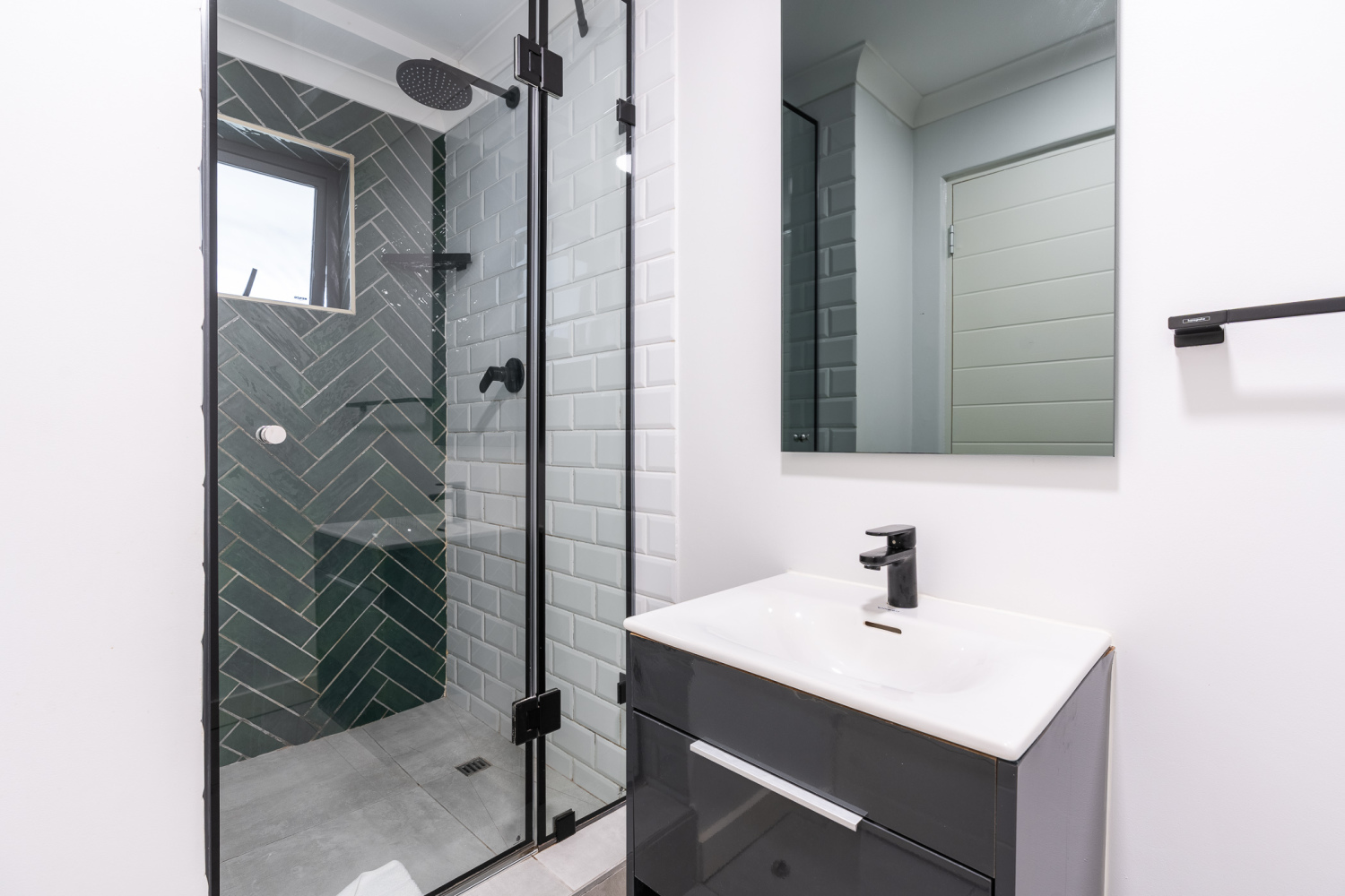 528 Newlands Peak-12.jpg