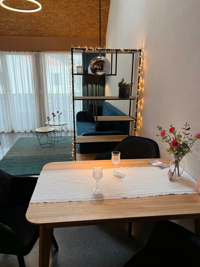 WhatsApp Image 2023-12-13 at 17.57.55 (2).jpeg