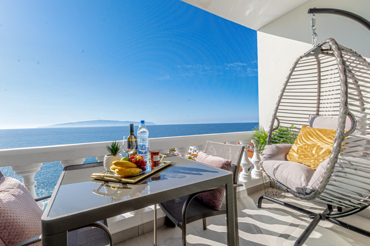1 Bedroom Apartment with ocean view Puerto de Santiago Tenerife95.jpg