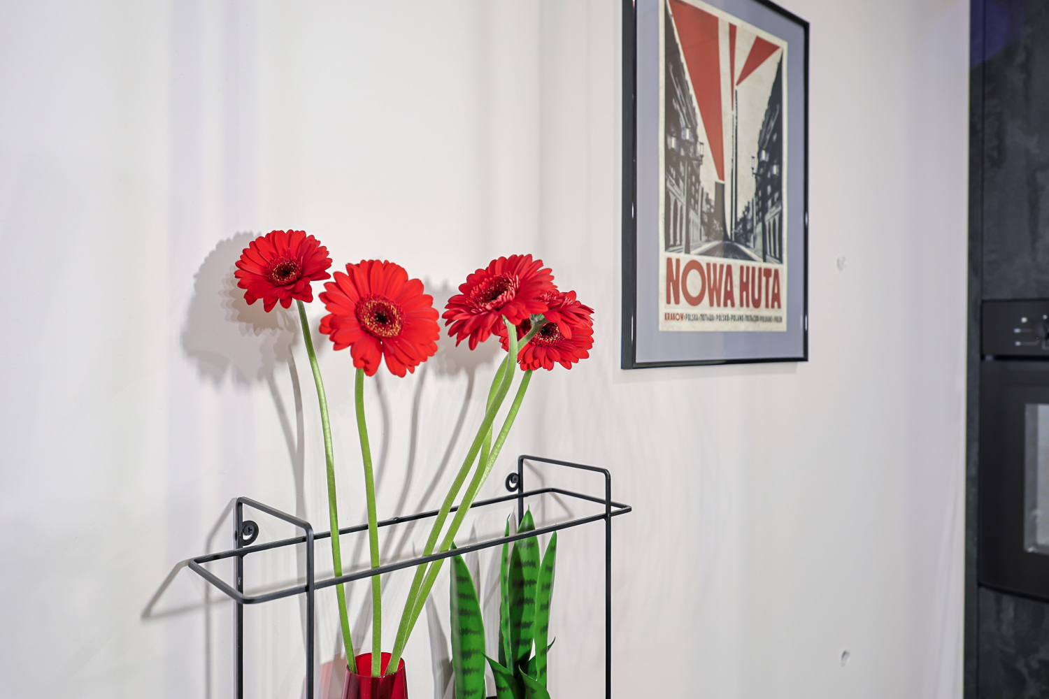 detal kwiat Airbnb Booking twoj gospodarz najemkrótkoterminowy.jpeg