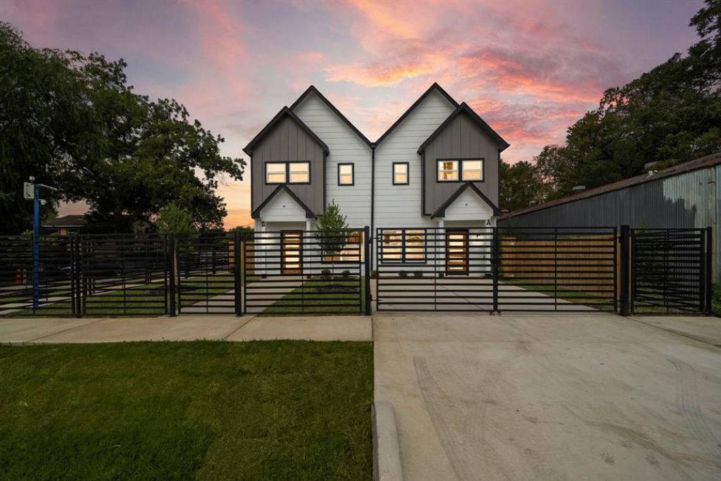 Airbnb pics  (10).png