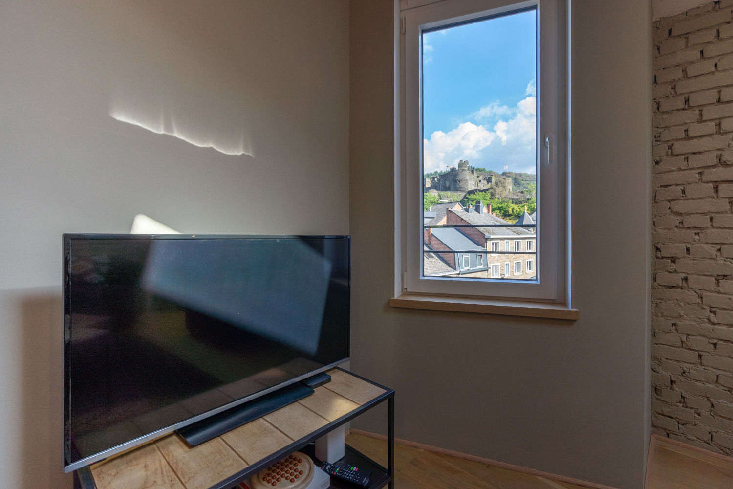 Quai de l'Ourthe Web-05377.jpg