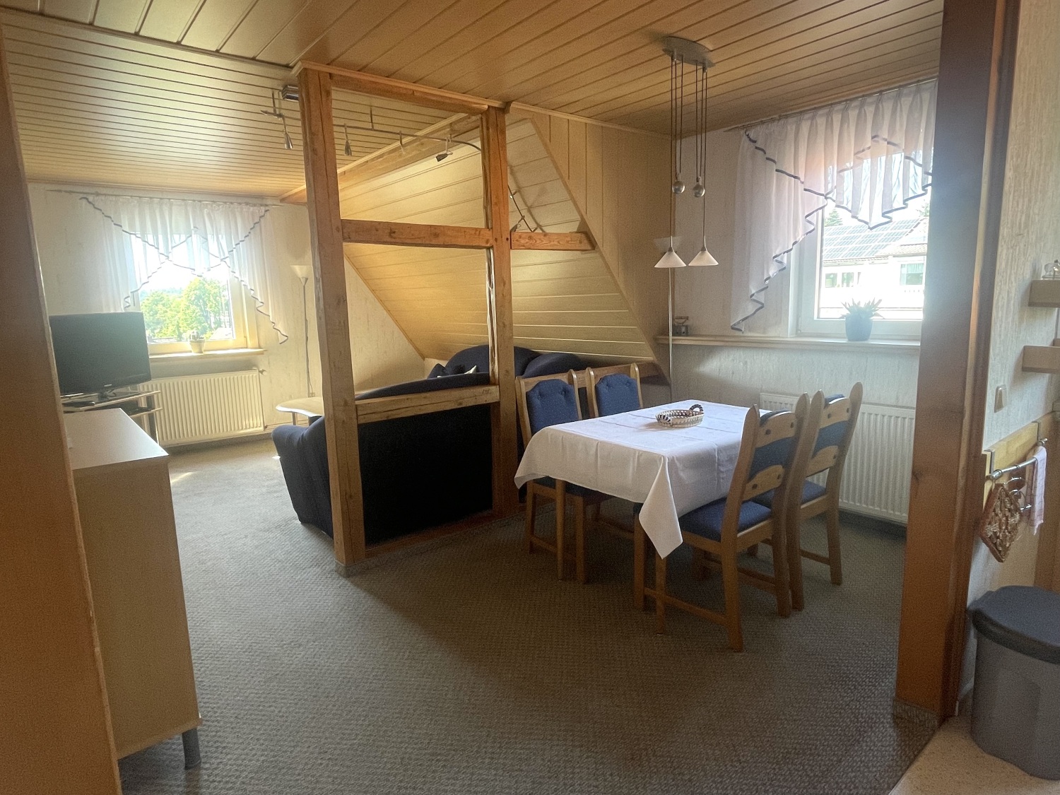 Auszeit 3 - Wohn-& Essbereich.jpg