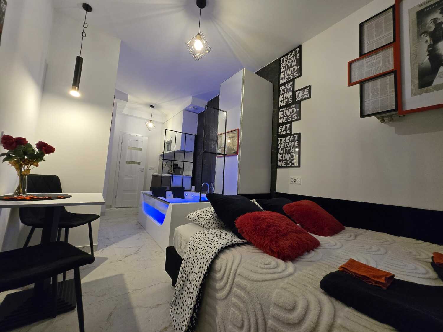 WhatsApp Image 2025-10-21 at 21.23.51 (1).jpeg