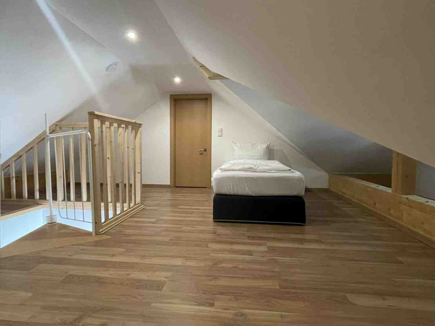 STB113_ Eichenstraße 1, 92449 Steinberg am See (9).jpg