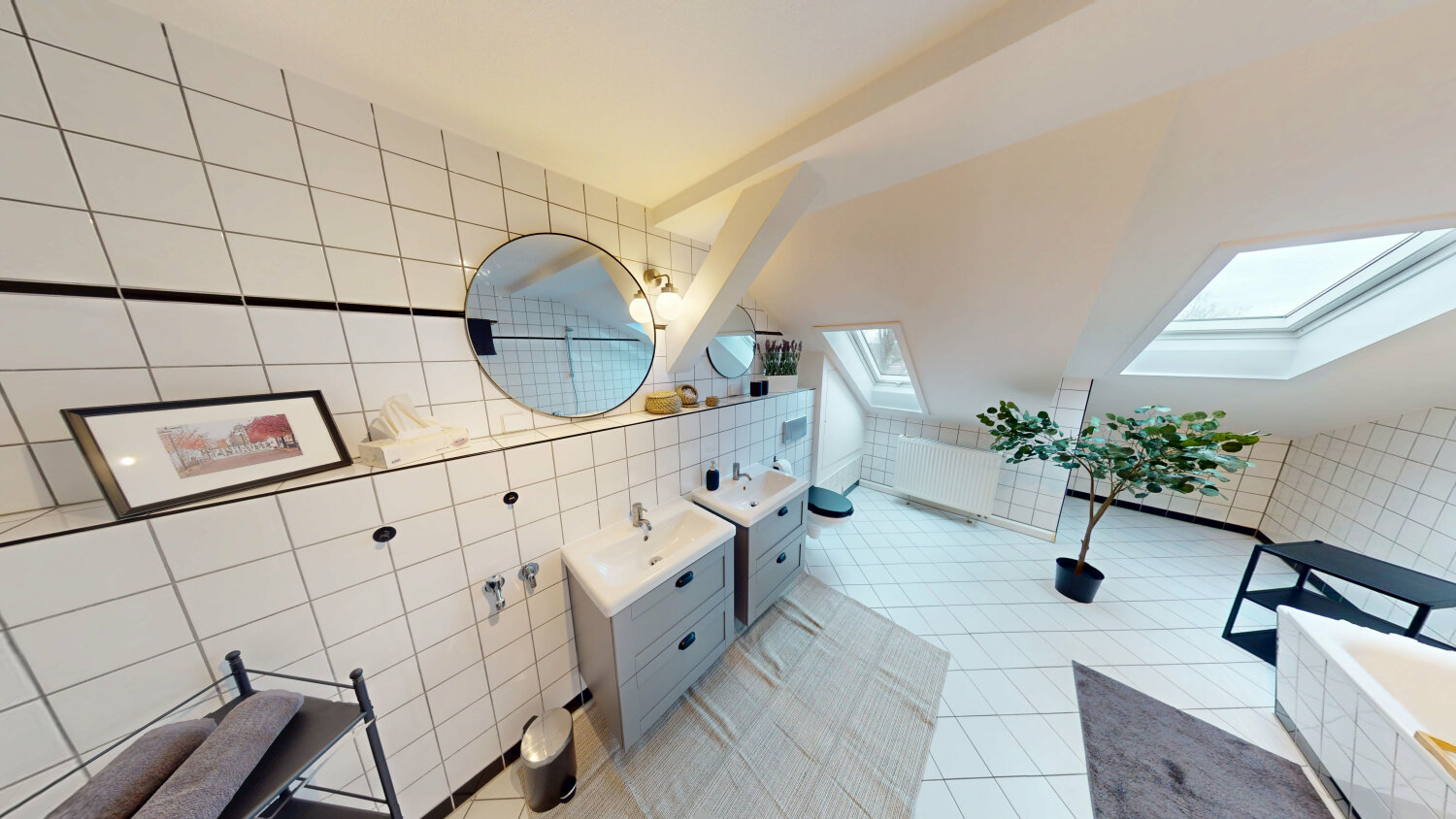 Barbarossastr. 35 Badezimmer (3).jpg