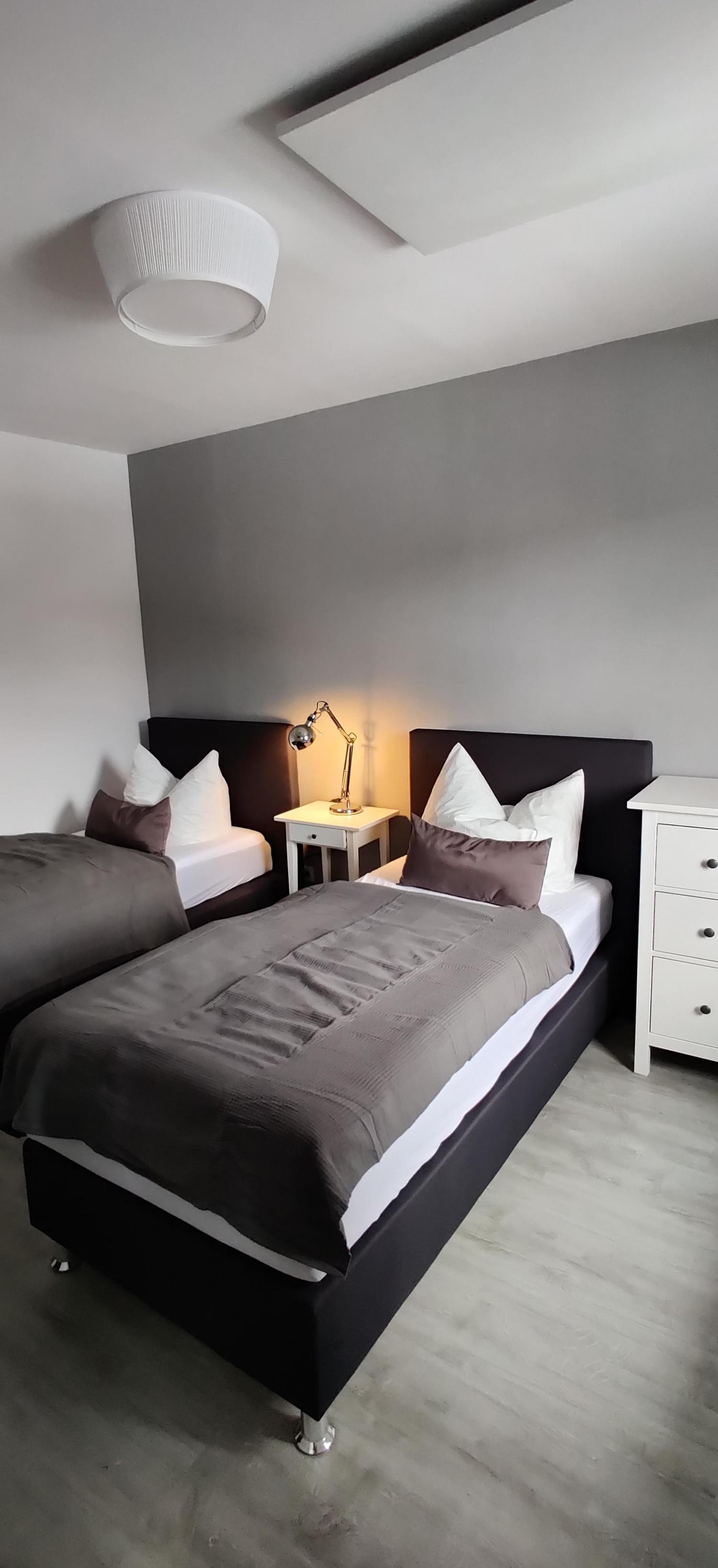 1.OG Schlafzimmer.jpg