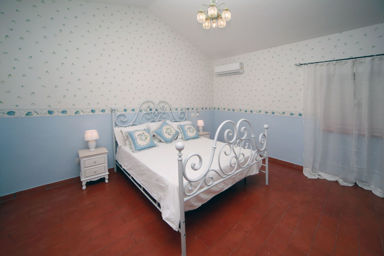 Piano superiore (4)_compressed.jpg