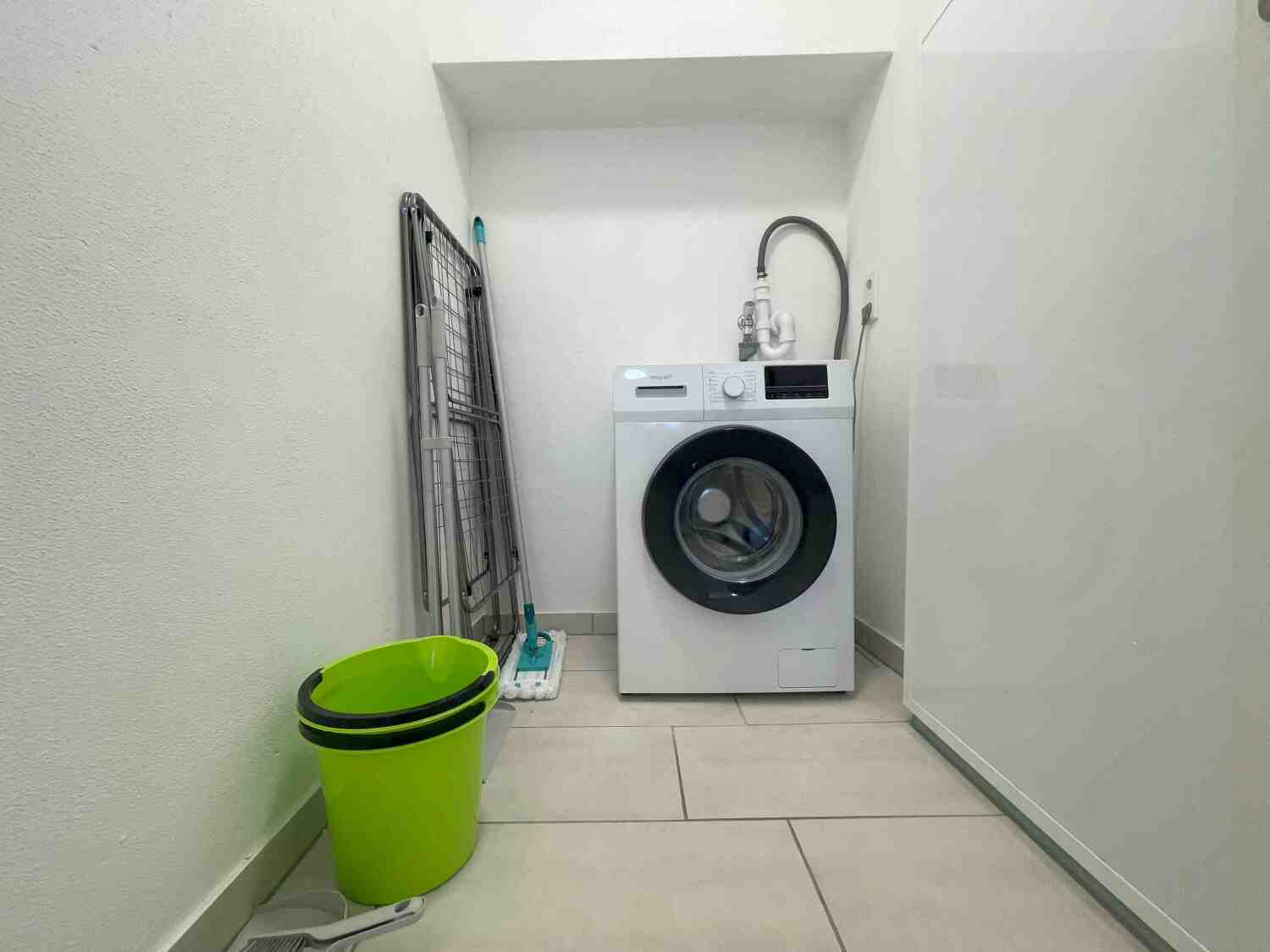 MAX117_ Industriestraße 25b, 93142 Maxhütte-Haidhof (11).jpg