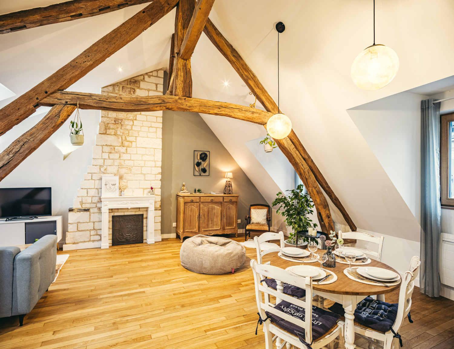 BW7A0019-Panorama HDR.jpg