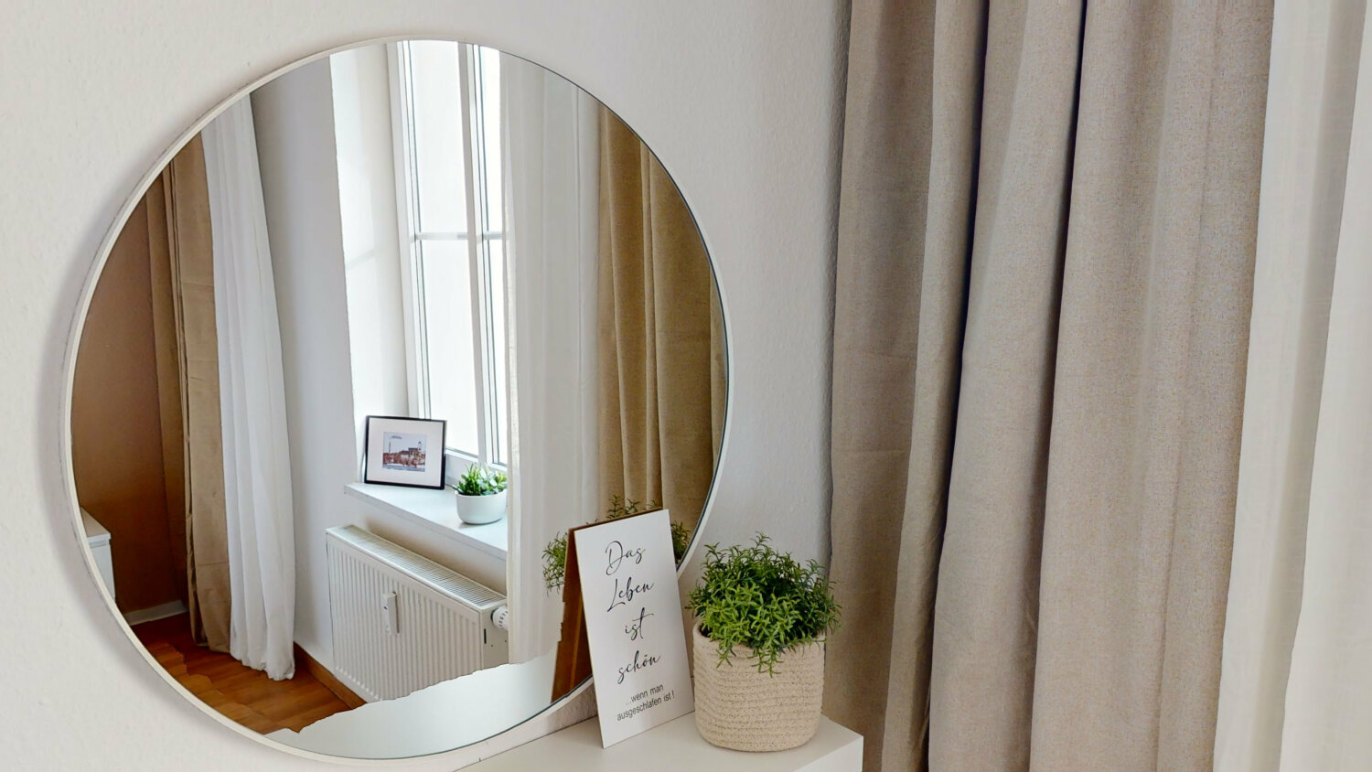 Jahnstr. 22 1R Detail 2.jpg