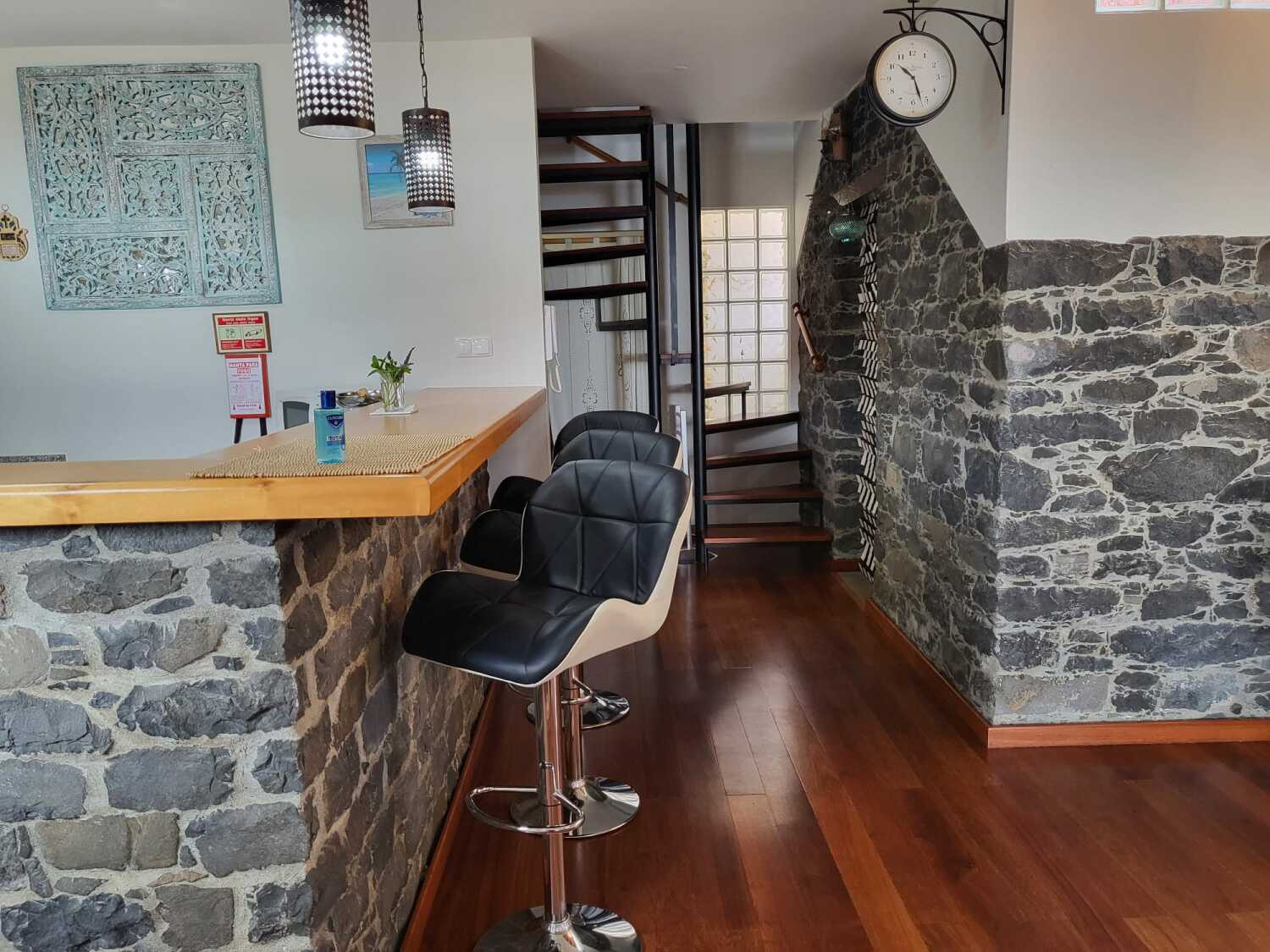 WhatsApp Image 2023-12-04 at 16.54.33.jpeg