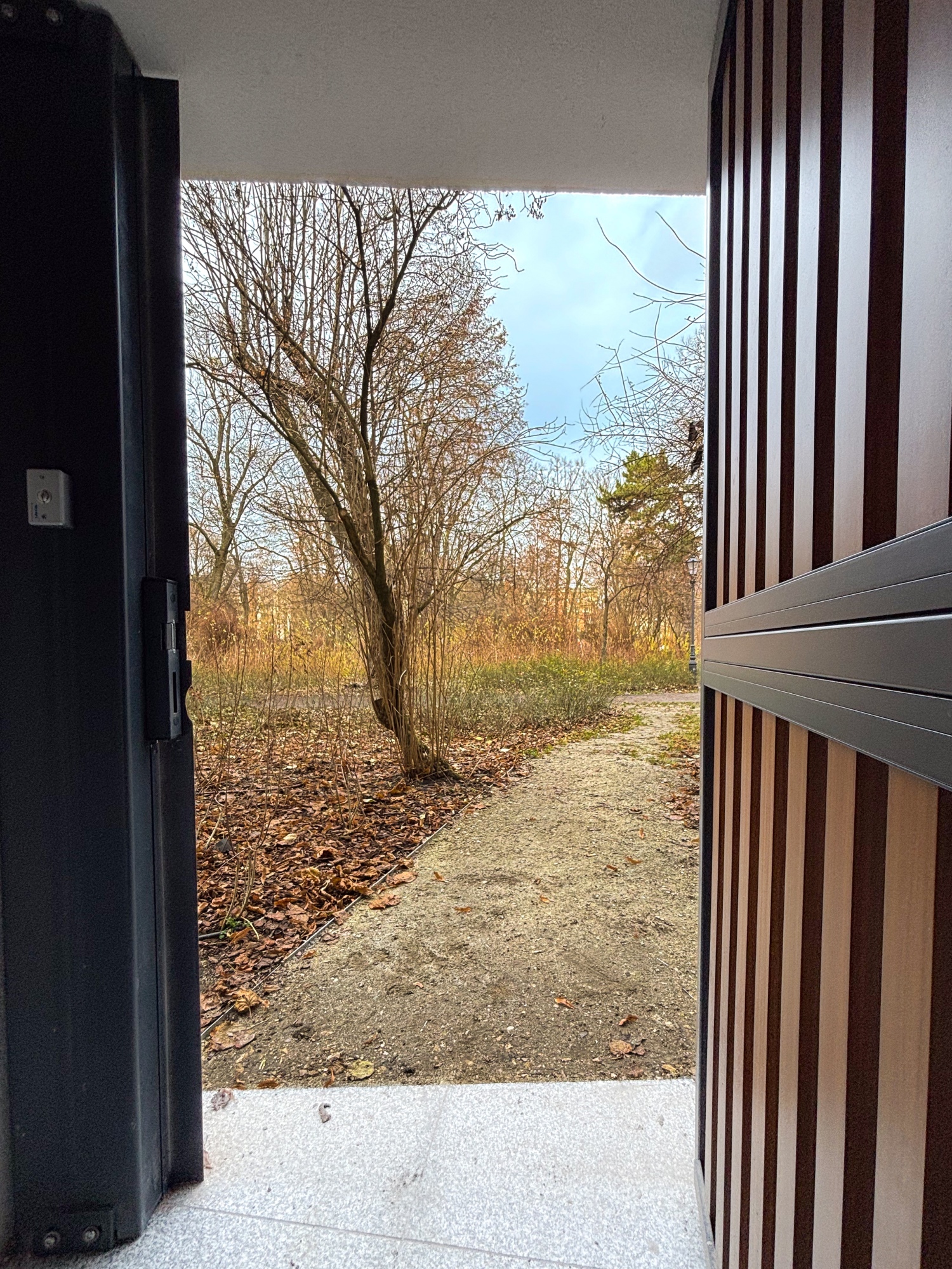 mieszkanie w centrum łodzi z wyjściem do parku.jpg