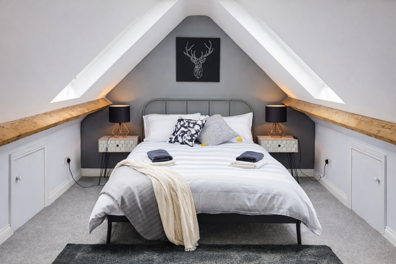 Louis Bedroom attic.png