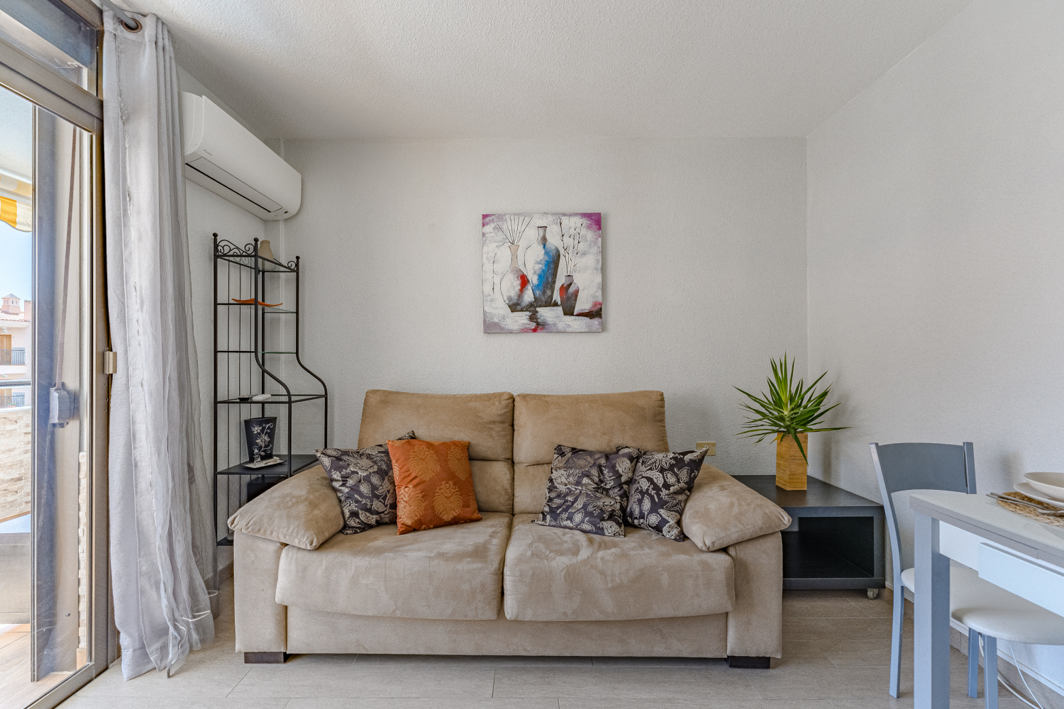 20240206 - 25 - Ermantovich - Los Cristianos - F+detalles-7.jpg