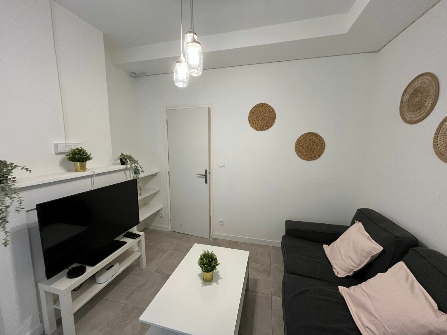 PHOTO-2024-02-14-22-04-12 2.jpg