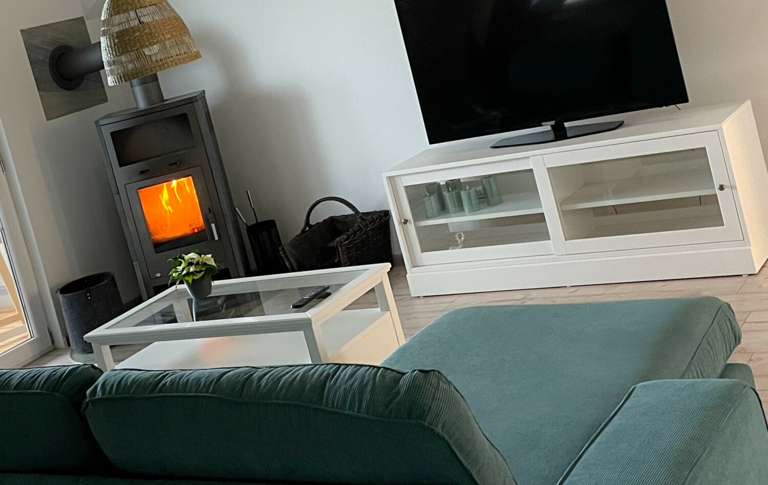 Wohnzimmer Ausschnitt - Kopie.JPEG