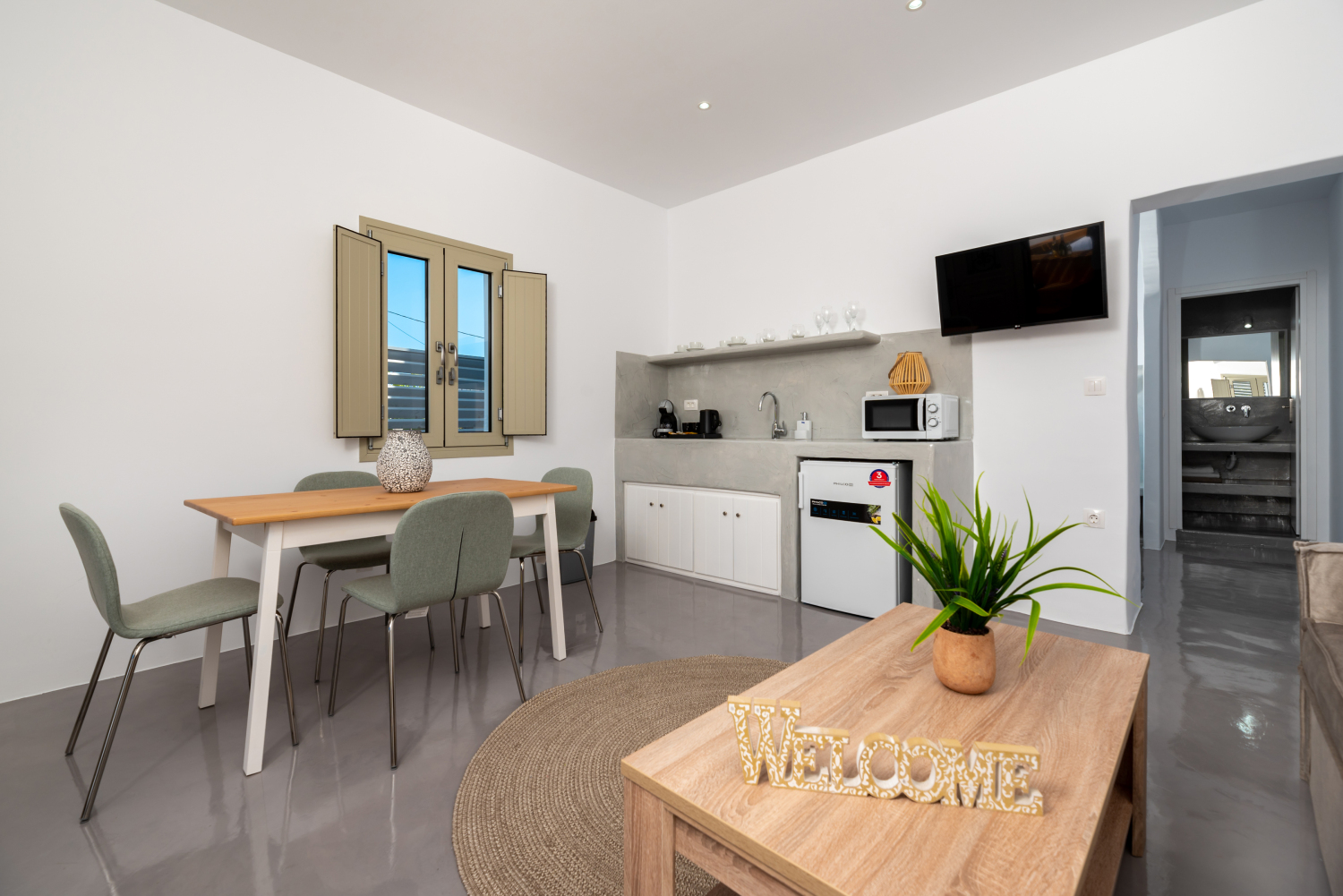 Thanos Rivios Photography (16).jpg