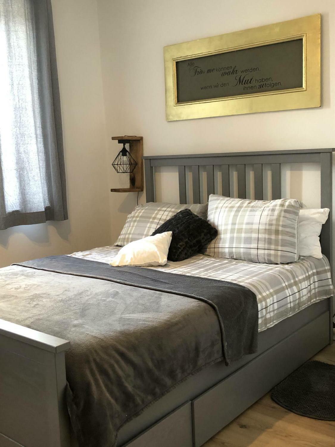 Wohnung Romantik Schlafzimmer 1.jpg