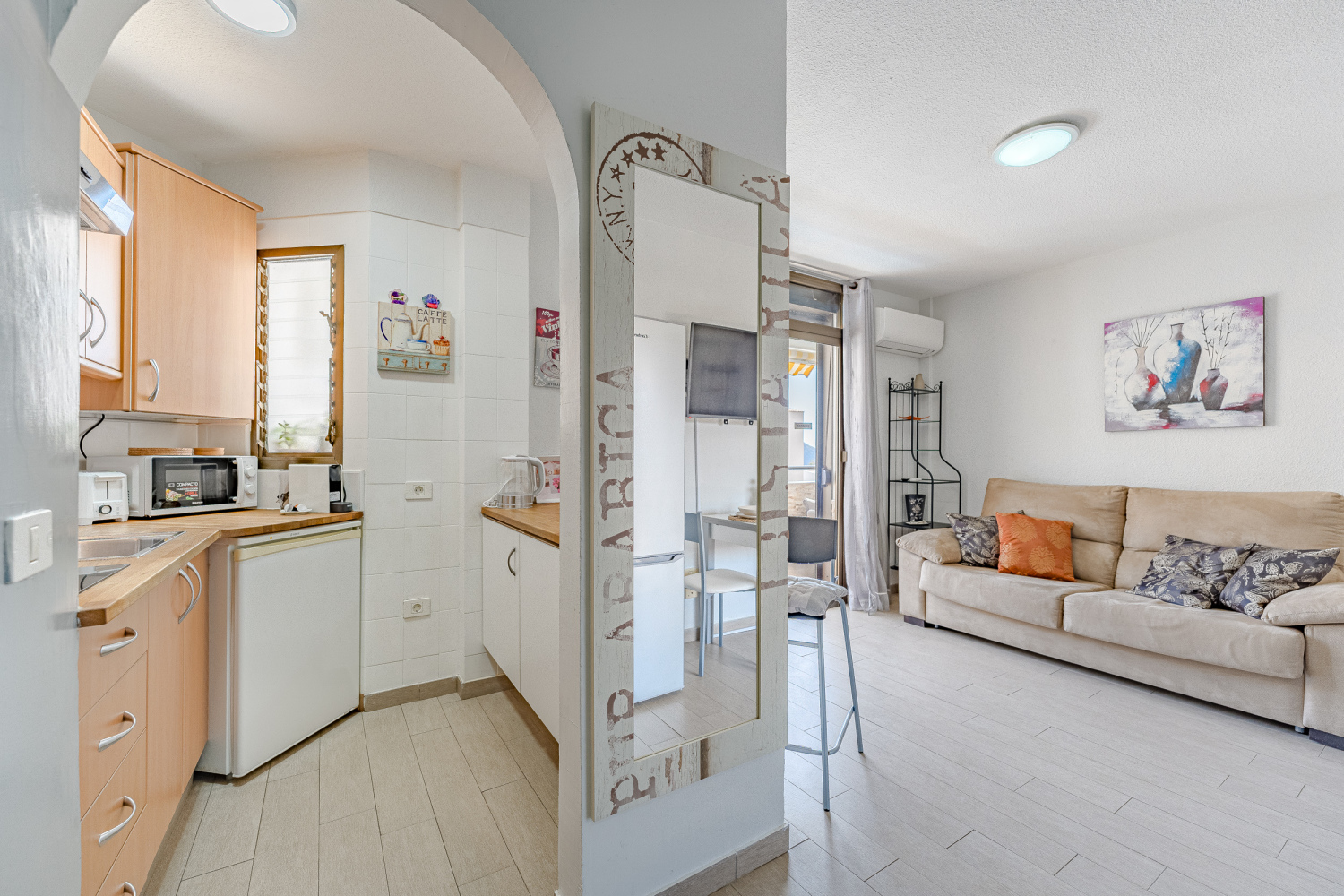 20240206 - 25 - Ermantovich - Los Cristianos - F+detalles-13.jpg