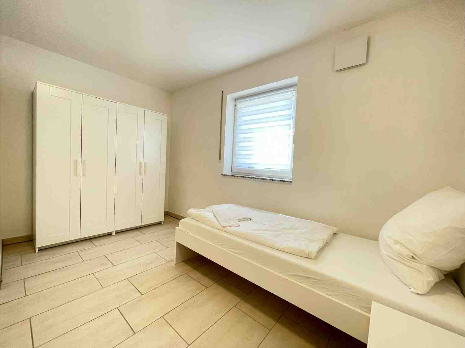 MAX114_ Industriestraße 25b, 93142 Maxhütte-Haidhof (8).jpg