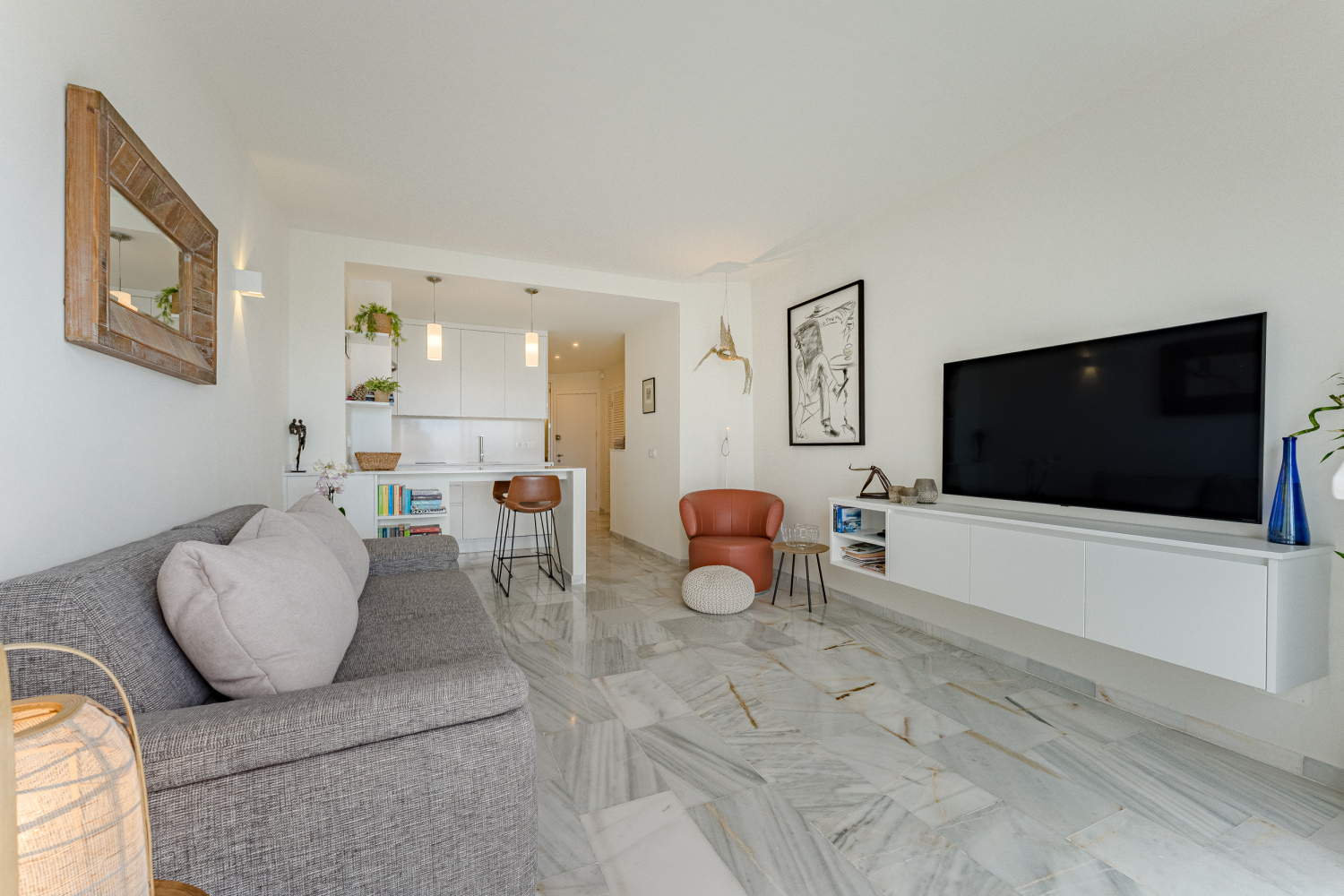 Altamira 415 10 Salon.jpg