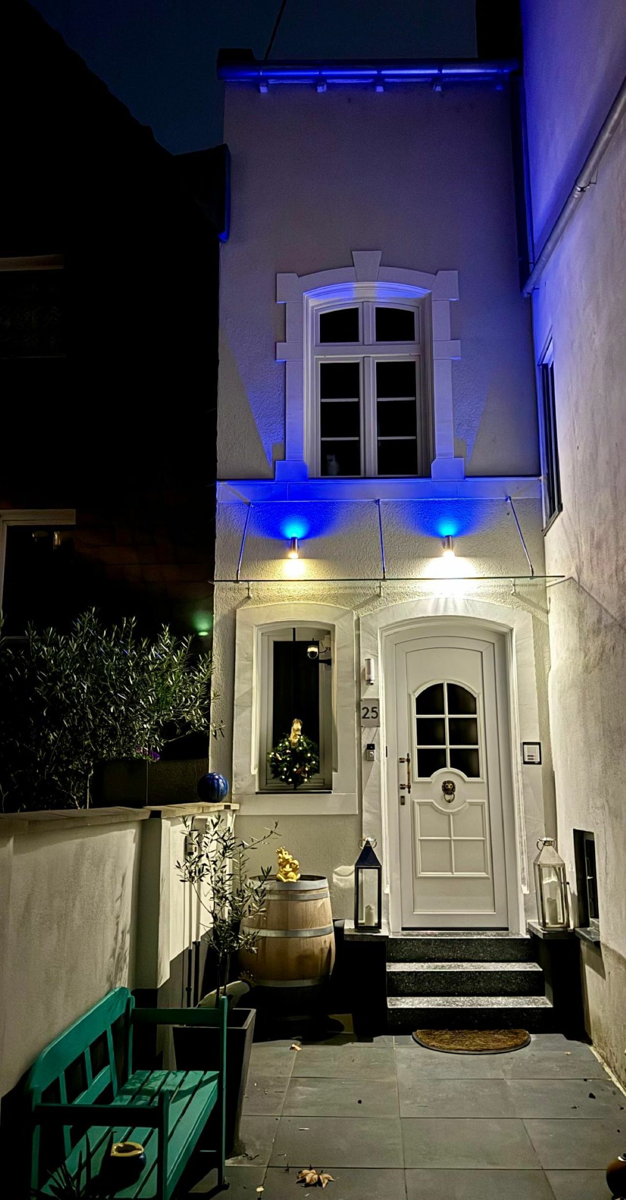 Eingang_nacht.jpg