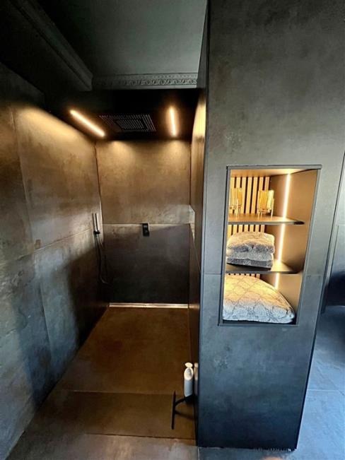 PHOTO-2025-04-14-09-54-51 6.jpg