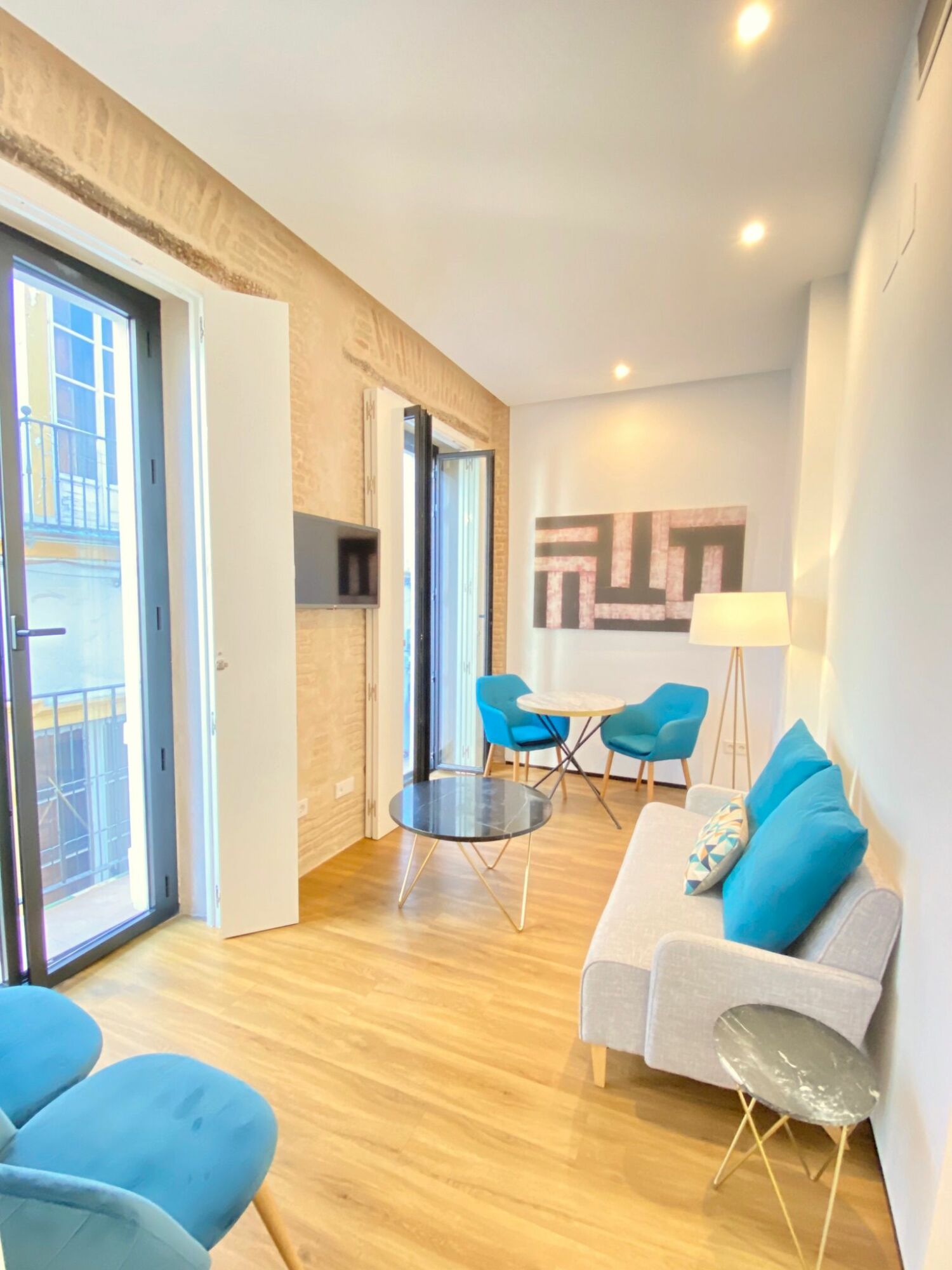 WhatsApp Image 2021-12-15 at 17.32.38.jpeg