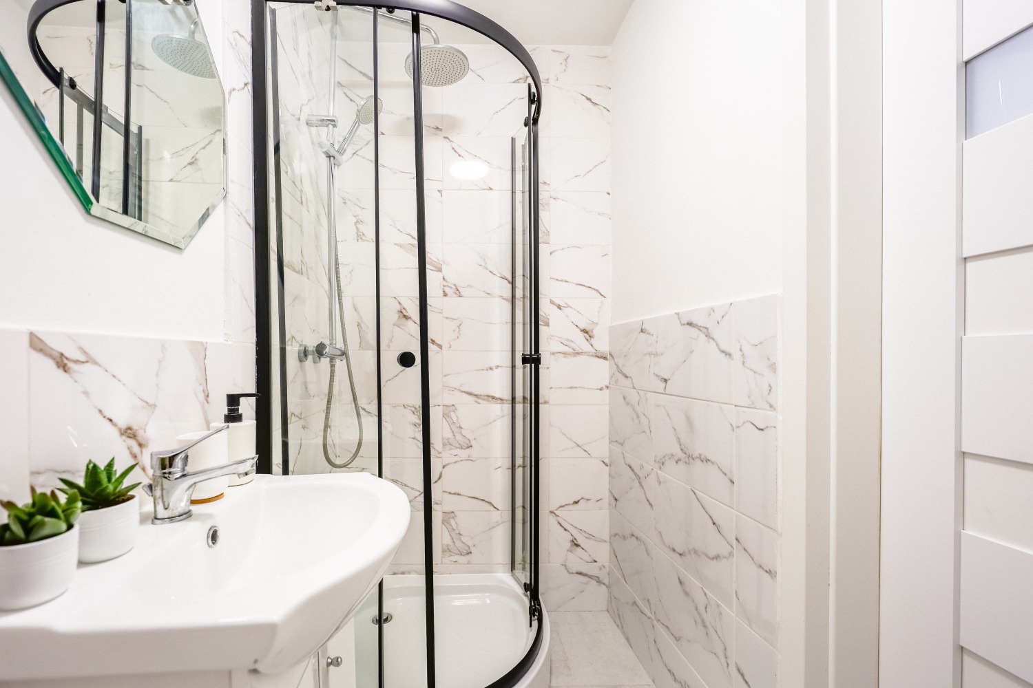 łazienka Łódź mieszkanie nawrot.jpg