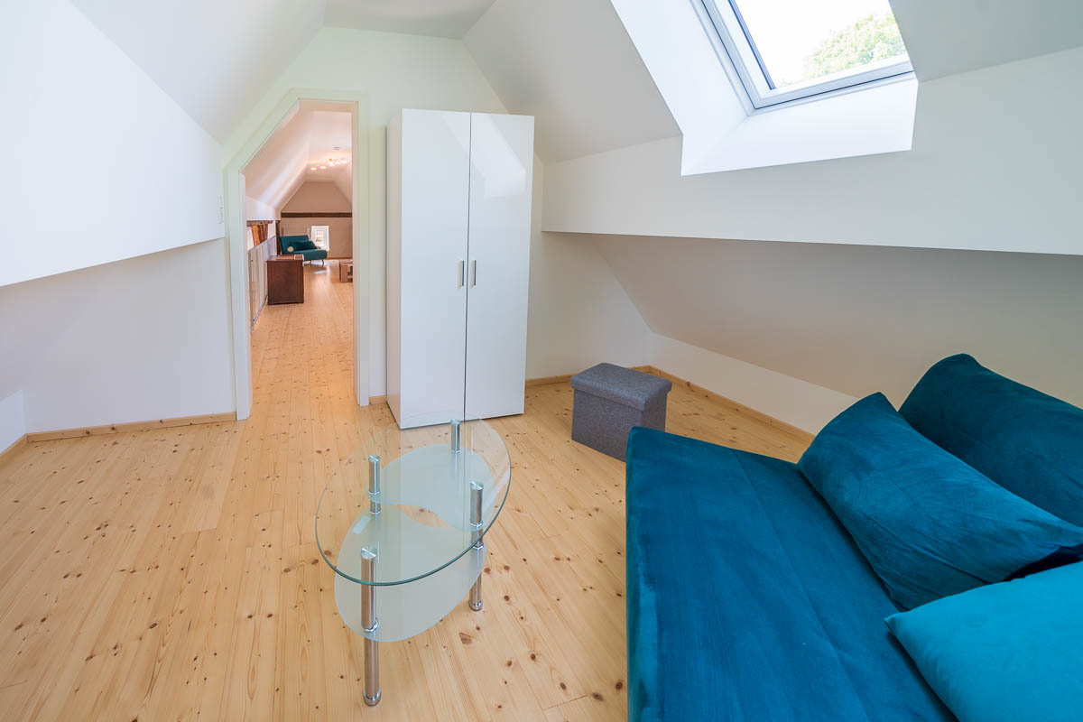 (5) Galerieebene, kleines Schlafzimmer.jpg