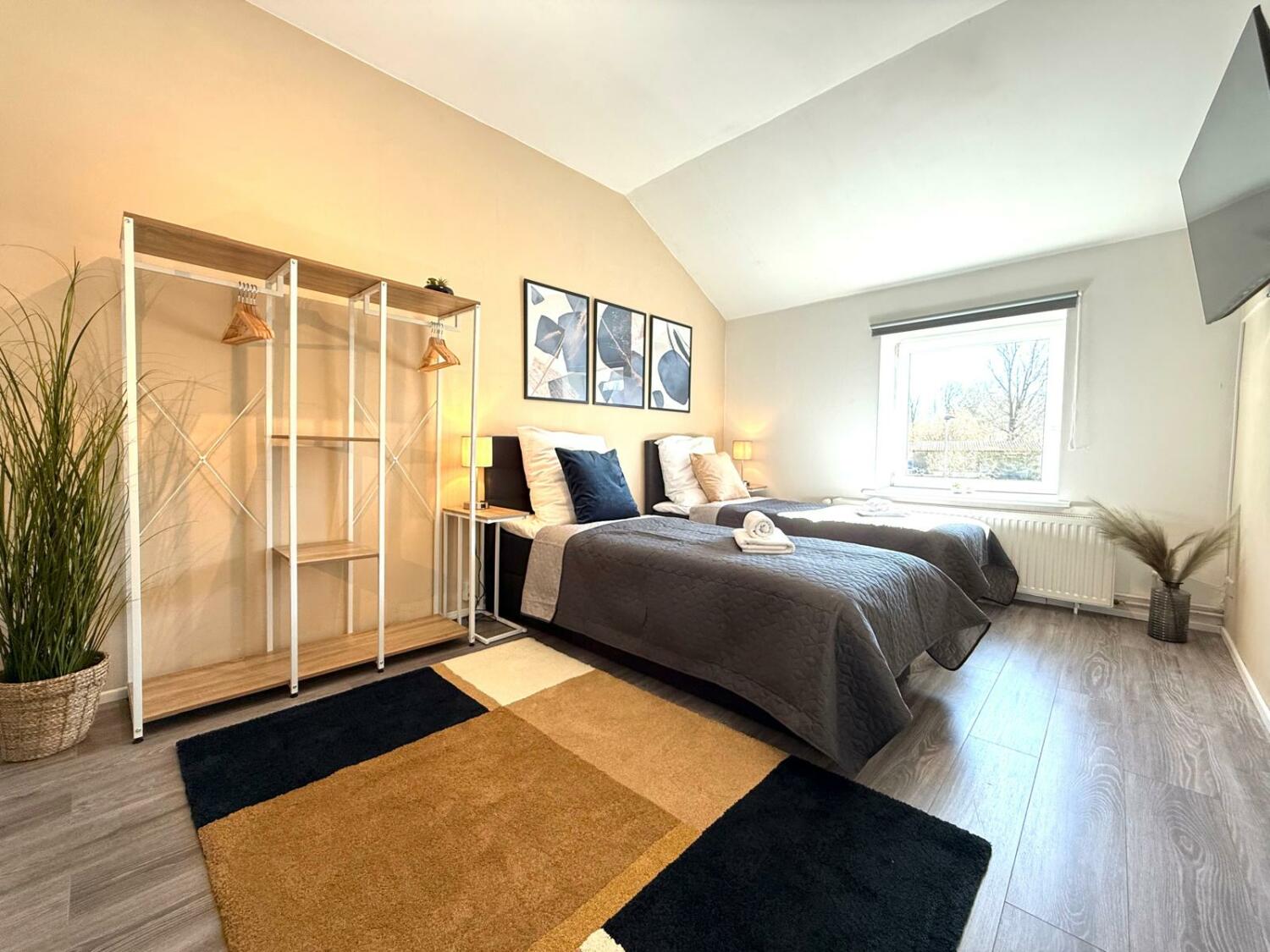 PHOTO-2025-03-18-11-01-37 (8).jpg