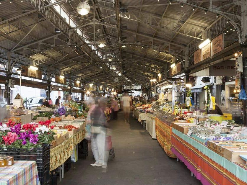 Marché provençal à 15 mn à pied6.jpg