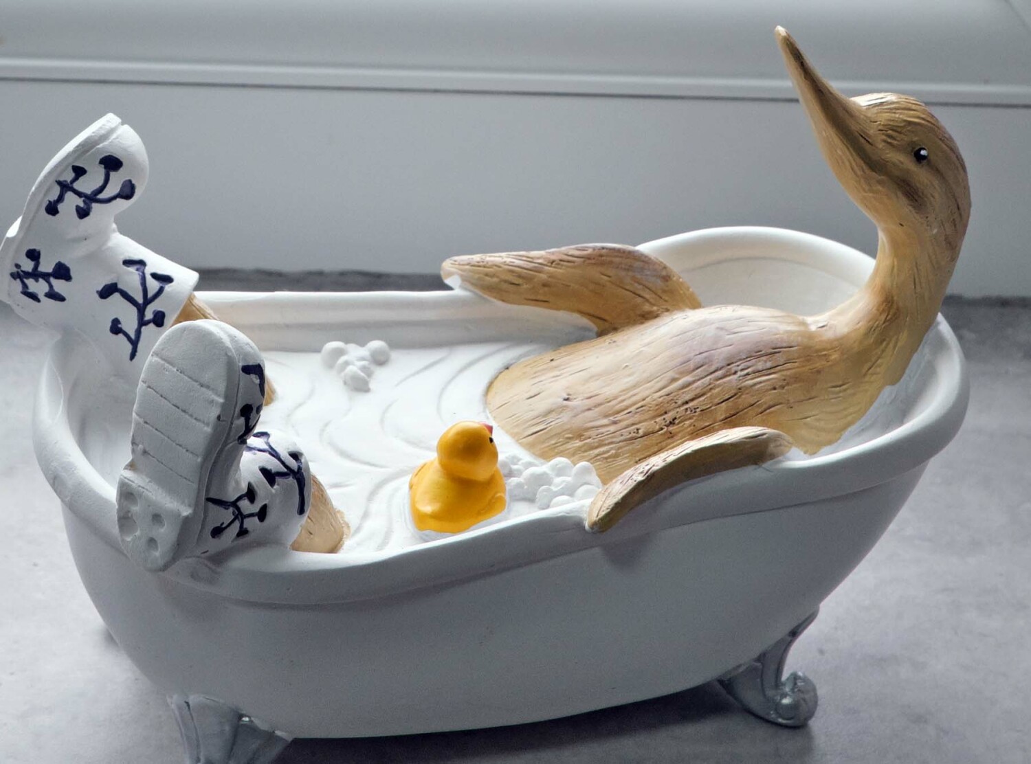duck_in_bath.jpg