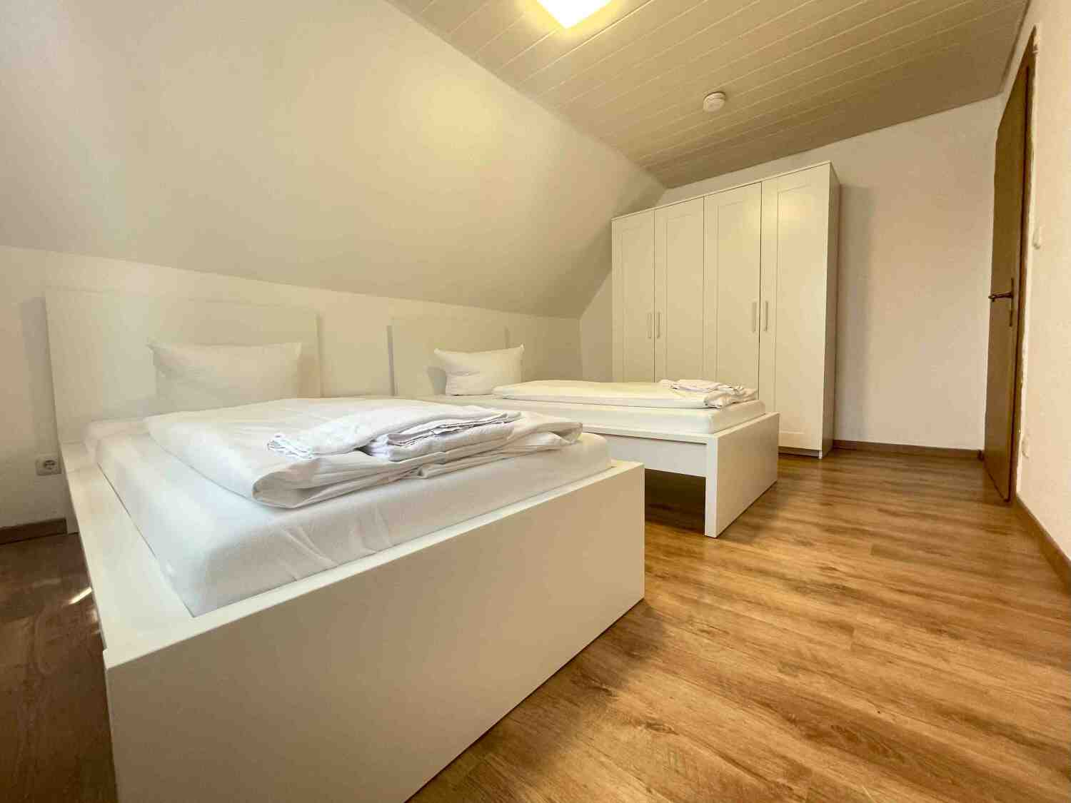 WEN112_(DG) Pressather Straße 115, 92637 Weiden i.d.OPf (4).jpg