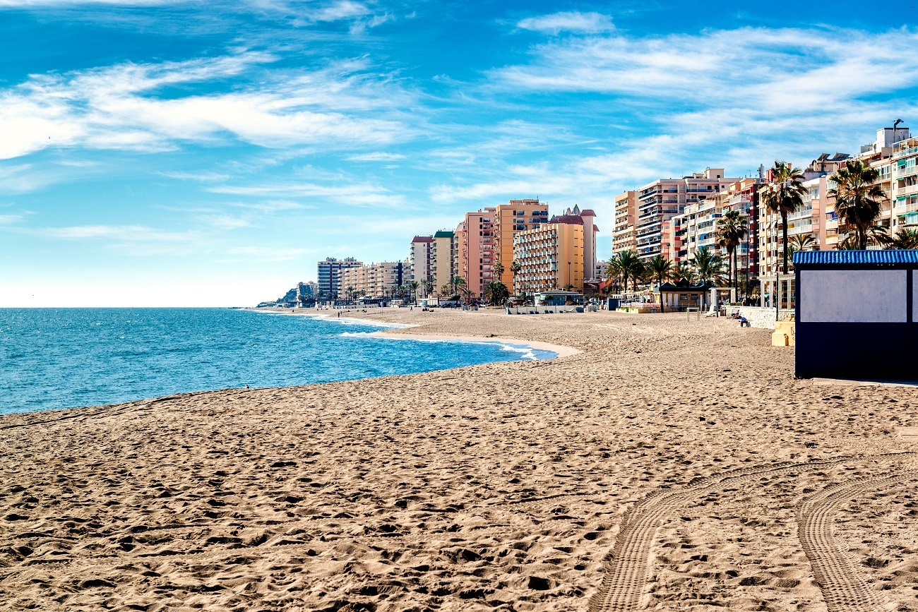 Fuengirola_Beach.jpg