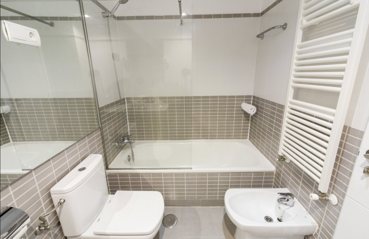 BAÑO 1.jpg