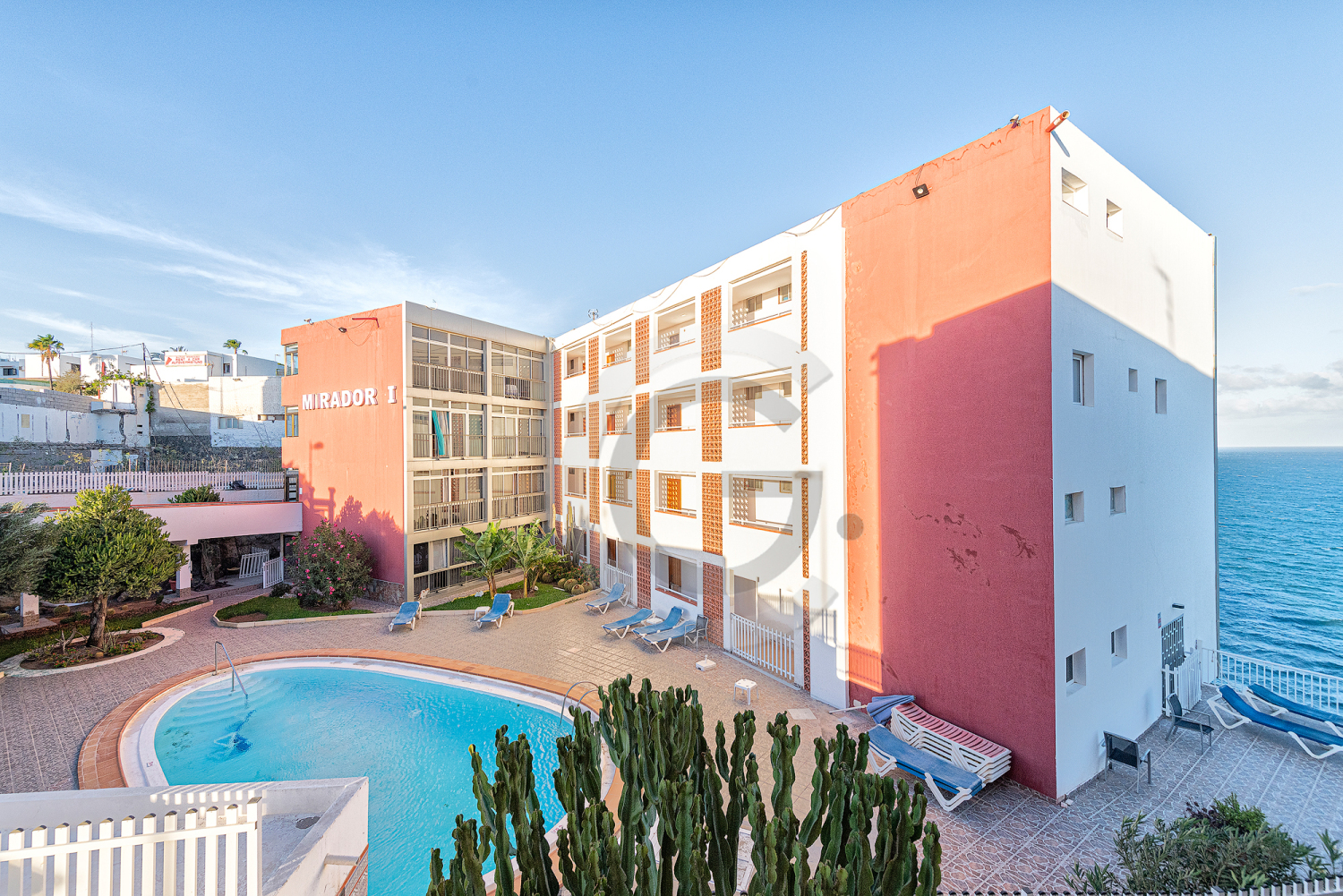 Agua-Los Dragos 3 (2).jpg