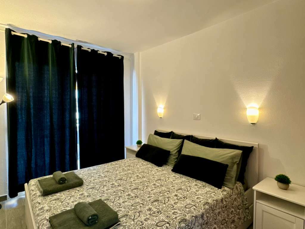 WhatsApp Image 2025-10-21 at 10.03.08 (4).jpeg