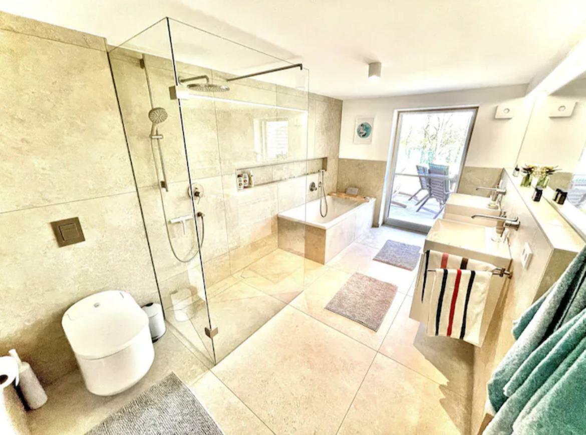 WhatsApp Image 2024-10-16 at 14.57.07 (5).jpeg