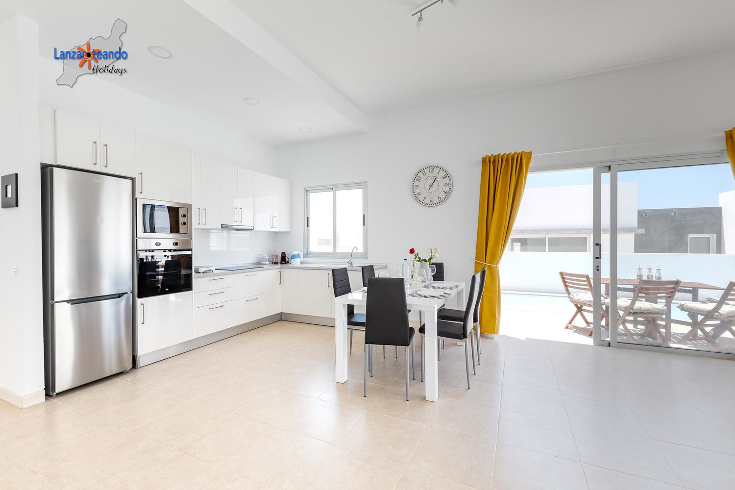 Villa-Luca-Playa-Blanca_034-W_2019-05-26-1.jpg